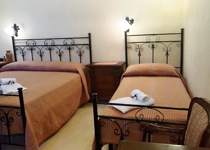 فندق مبيت وإفطار A Tu Marchese